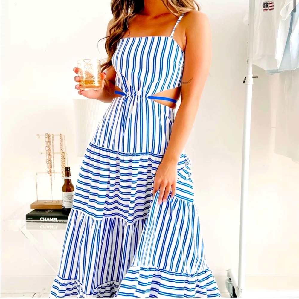Blue and white maxi dress medium